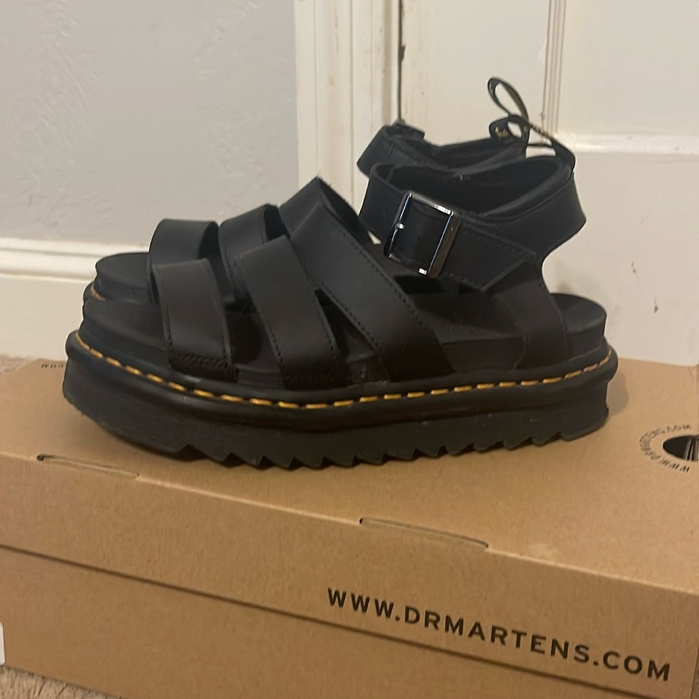 Dr Martens Blaire Black Hydro Leather Sandals women’s size 6 black gladiator